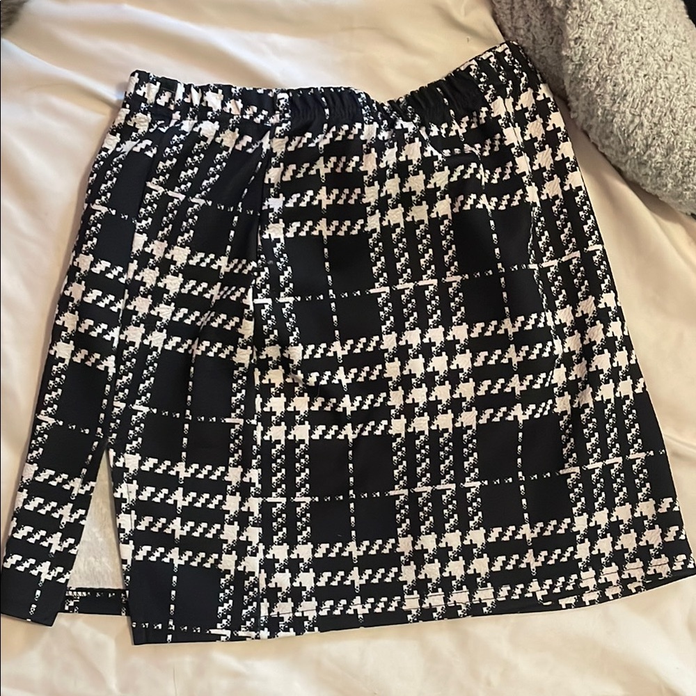 Black and White Checkered Women's Skirt